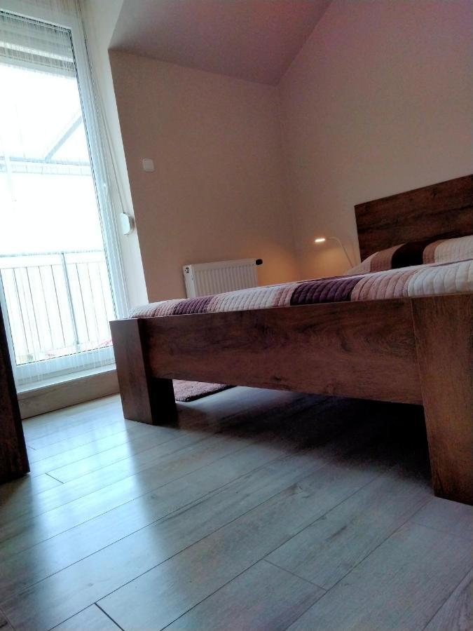 Wildflower Apartment Balatonfured Bagian luar foto