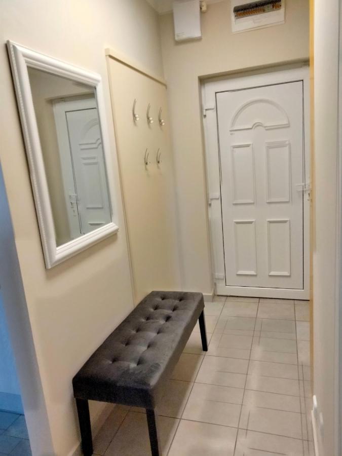 Wildflower Apartment Balatonfured Bagian luar foto